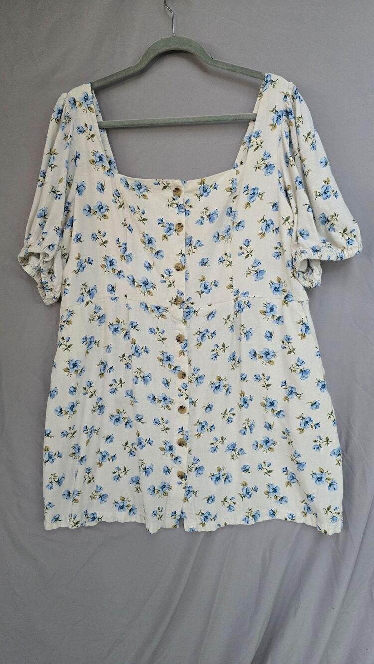Old Navy Dress Womens 2XL White Blue Floral Square Neck Smocked Mini Sundress